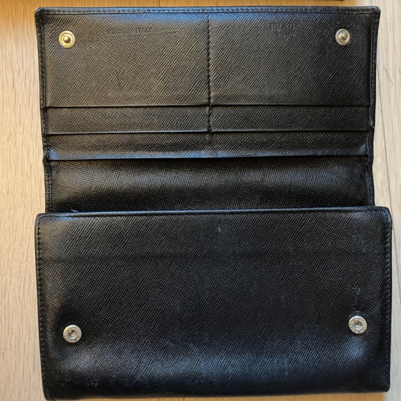 Vintage Prada Black Saffiano Leather Continental Wallet - Picture 3 of 5